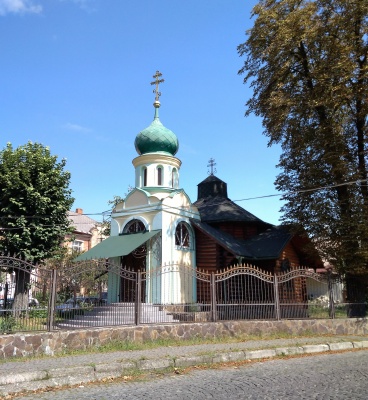Novodobý pravoslavný dřevěný kostelík v Mukačevu